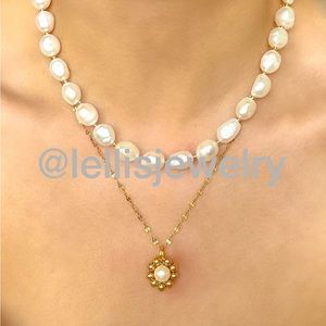 Bold Freshwater Pearls Necklace * Trendy